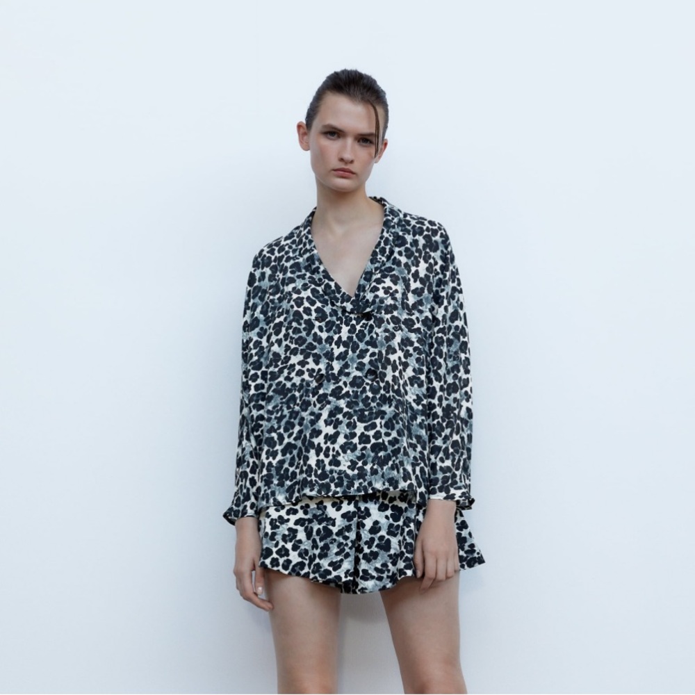 Zara Black & White Cheetah Leopard Print Highwaisted Flowy Skort Size XS